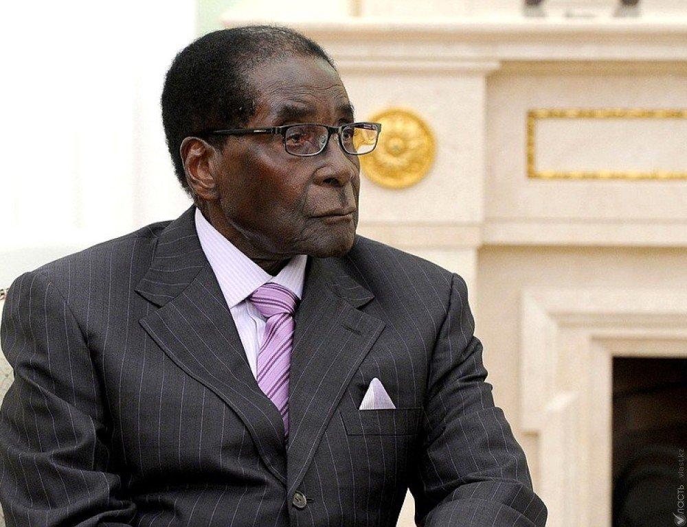 Zimbabve prezidenti istefa təklifini rədd etdi