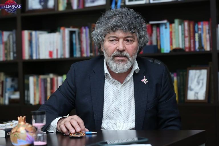 Şahbaz Xuduoğlu: “Müqəddəs kitablara çap maşınları kömək etdi...”-